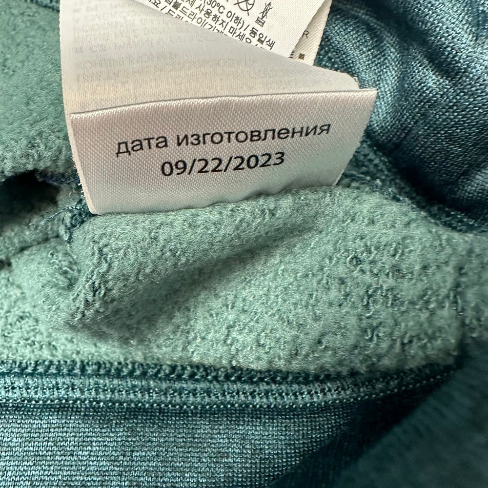 Burton Sweatshirt Men S Green Oak Crew Pullover Fleece Logo Thumbholes 17353 - Picture 5 of 11